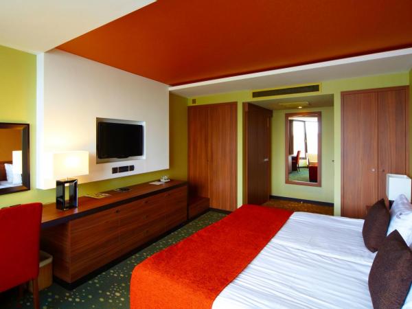 Boutique Hotel Victoria Budapest : photo 10 de la chambre chambre double ou lits jumeaux - vue sur rivière