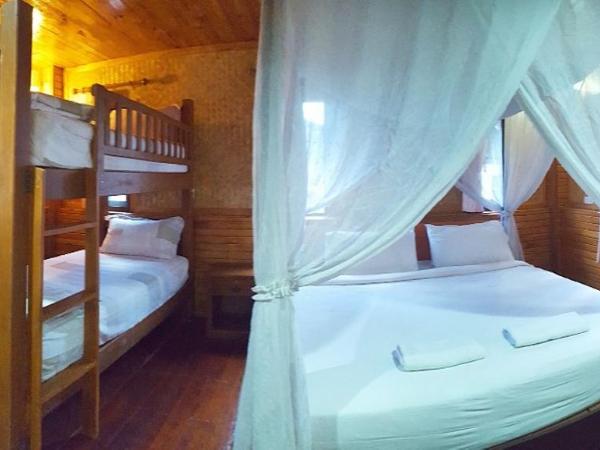 Baan Soontree Resort : photo 4 de la chambre chambre quadruple standard