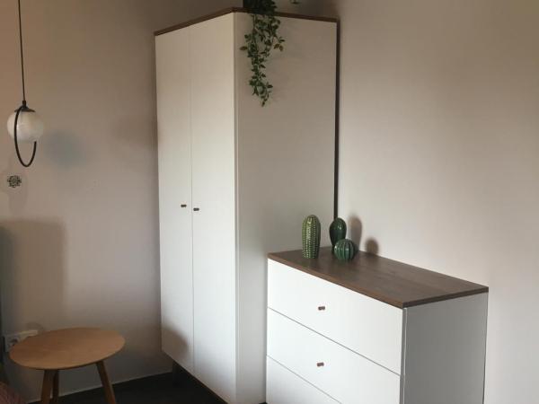 Balkon Apartmanház Panzió : photo 5 de la chambre appartement - rez-de-chaussée