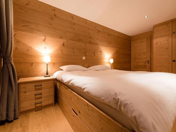 Nendaz 4 Vallées & SPA 4* Superior : photo 2 de la chambre appartement avec vue sur la montagne