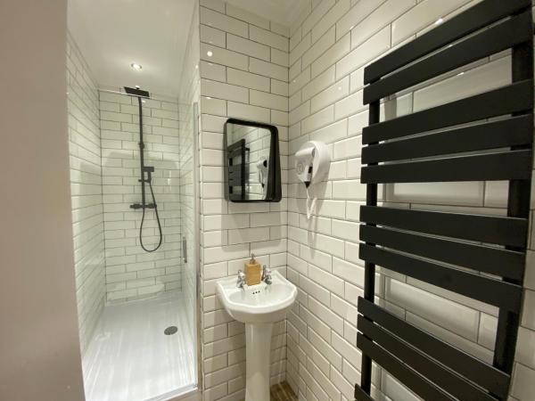 Queen Street Boutique Suites : photo 2 de la chambre standard suite f2