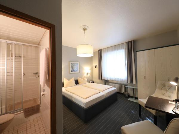Hotel Am Ehrenhof : photo 6 de la chambre chambre double