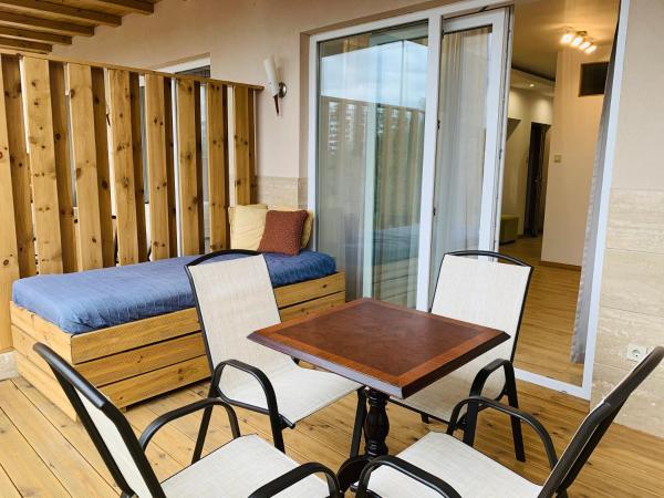 Egria Apartments : photo 8 de la chambre appartement avec balcon