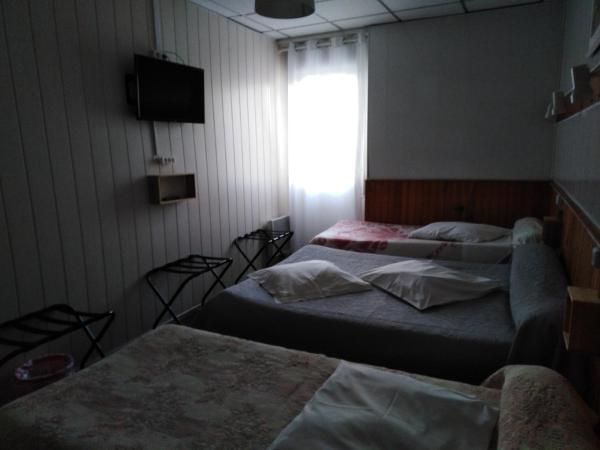Chalet Saint Louis : photo 6 de la chambre chambre quadruple