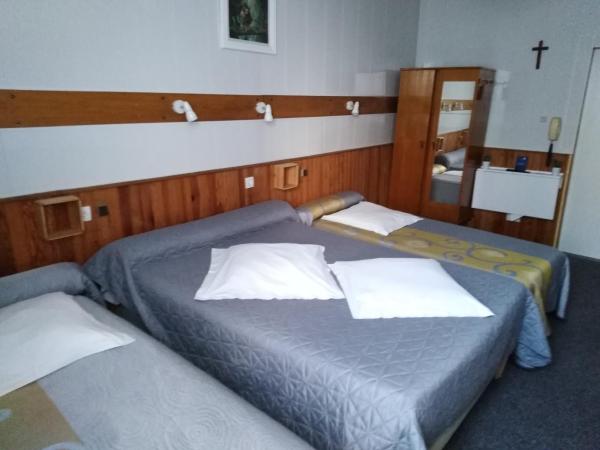 Chalet Saint Louis : photo 10 de la chambre chambre quadruple