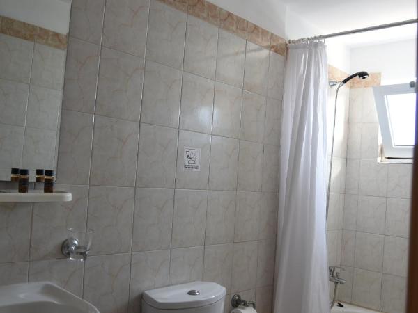 Marine Congo Hotel : photo 8 de la chambre chambre simple classique avec douche
