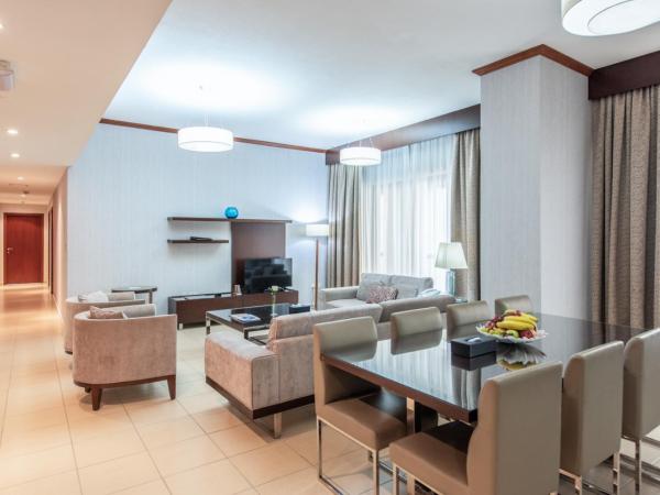 SUHA JBR Hotel Apartments : photo 2 de la chambre appartement 4 chambres deluxe