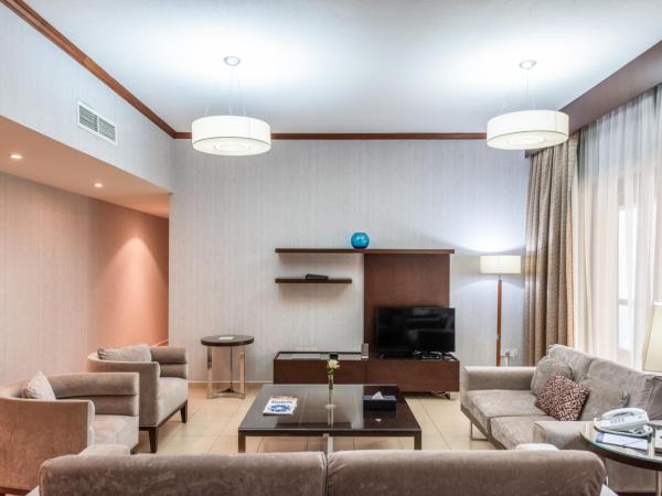 SUHA JBR Hotel Apartments : photo 3 de la chambre appartement 4 chambres deluxe