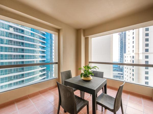 SUHA JBR Hotel Apartments : photo 9 de la chambre appartement 4 chambres deluxe