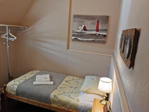 Brig O'Doon Guest House : photo 2 de la chambre chambre simple avec douche