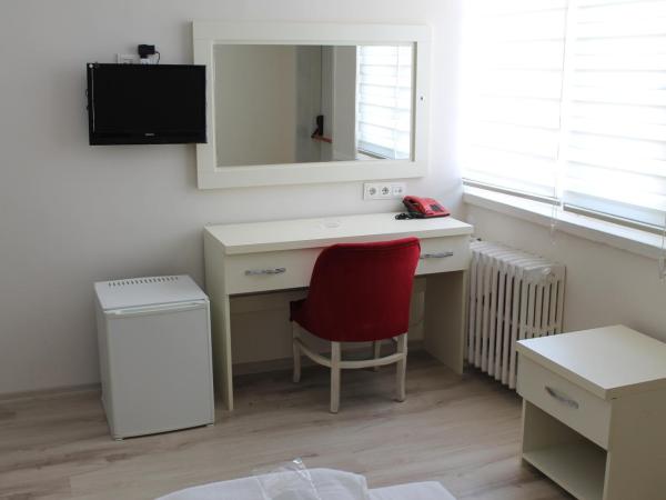 Hotel Abro Necatibey : photo 3 de la chambre chambre triple standard