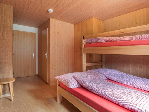 Lehmann's Herberge Hostel : photo 10 de la chambre chambre triple avec douche