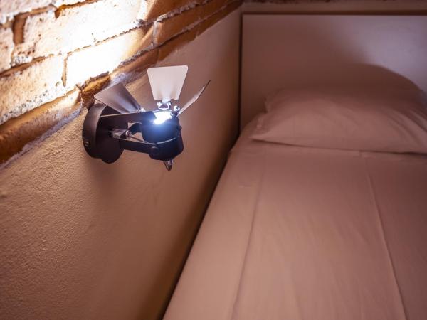 Foresteria Bergamo Bella B&B : photo 7 de la chambre chambre quadruple deluxe