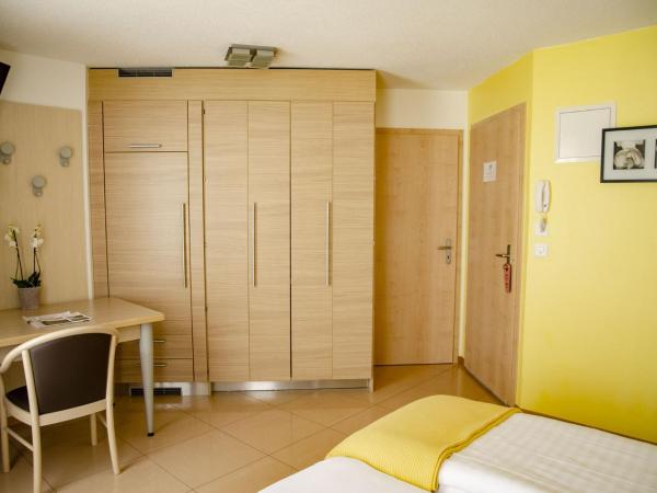 Hotel du Faucon : photo 4 de la chambre chambre simple