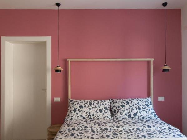 Da Coco - Rooms : photo 9 de la chambre chambre double avec salle de bains privative