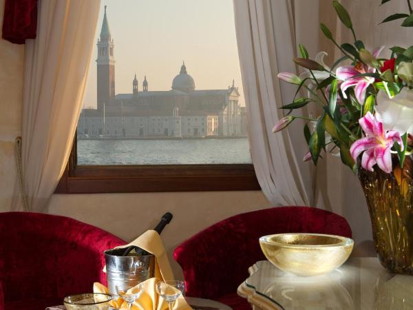 Savoia & Jolanda : photo 5 de la chambre chambre double - vue sur lagon