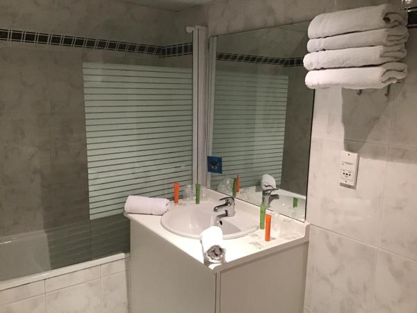 Hôtel Angelic : photo 6 de la chambre offre spéciale - chambre familiale (3 personnes)