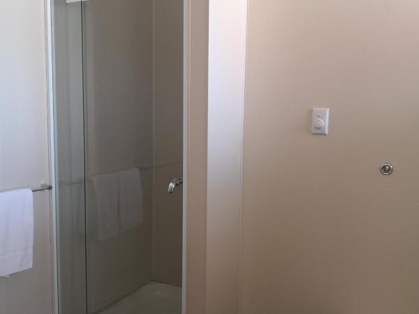 Hawea Hotel : photo 2 de la chambre chambre d’hôtel studio standard avec salle de bains privative - vue sur lac