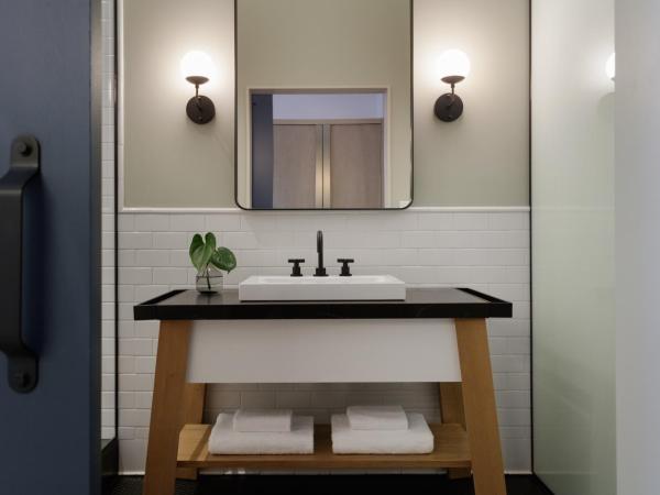 Kimpton - Pittman Hotel, an IHG Hotel : photo 9 de la chambre essential queen room with two queen beds - top floor