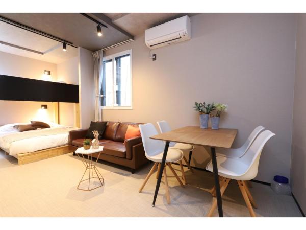 Uchi Living Stay AOZORA : photo 5 de la chambre chambre familiale avec douche 