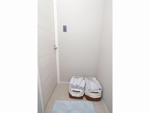 Uchi Living Stay AOZORA : photo 10 de la chambre chambre familiale avec douche 