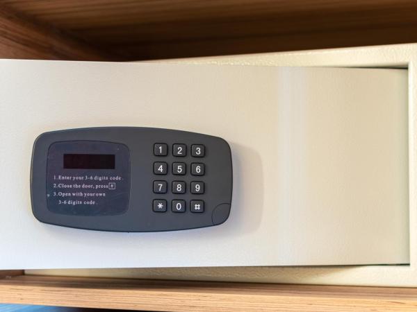 Star G Hotel Premium München Domagkstraße : photo 1 de la chambre chambre lit king-size supérieure - accessible aux personnes à mobilité réduite