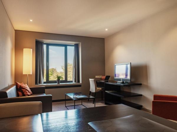 Castelnou Aparthotel : photo 1 de la chambre appartement avec 3 lits simples