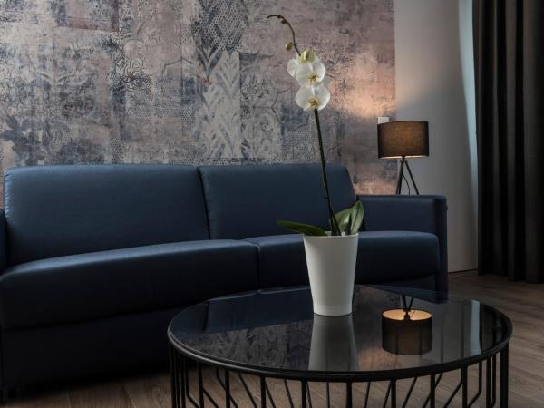Holiday Inn Berlin City-West, an IHG Hotel : photo 6 de la chambre suite