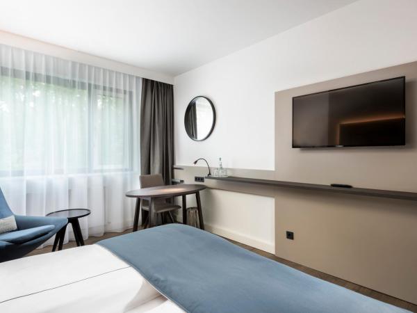 Holiday Inn Berlin City-West, an IHG Hotel : photo 2 de la chambre chambre lit king-size standard