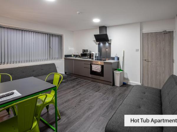 ApartHotel421 by Seafront Collection : photo 5 de la chambre two bed apartment-ground floor-no seaview-hot tub