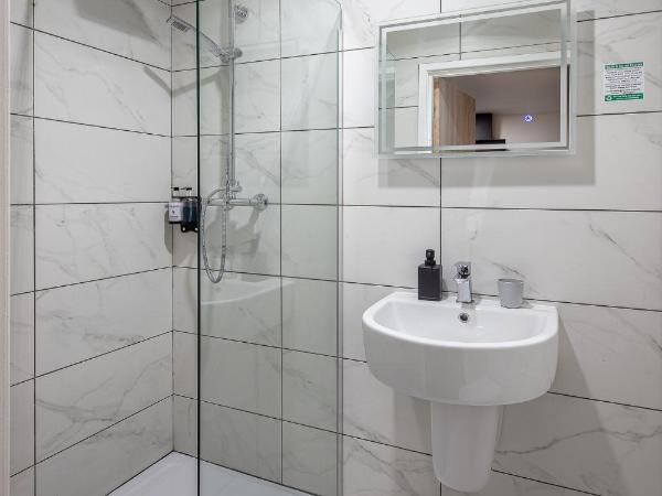 ApartHotel421 by Seafront Collection : photo 6 de la chambre two bed apartment-ground floor-no seaview-hot tub