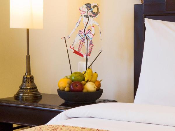 The Phoenix Hotel Yogyakarta - Handwritten Collection : photo 3 de la chambre chambre exécutive lit king-size phoenix