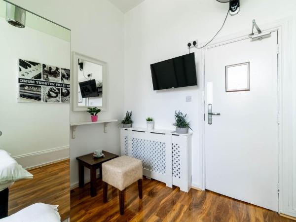 Book A Bed Hostels : photo 5 de la chambre chambre simple avec salle de bains commune