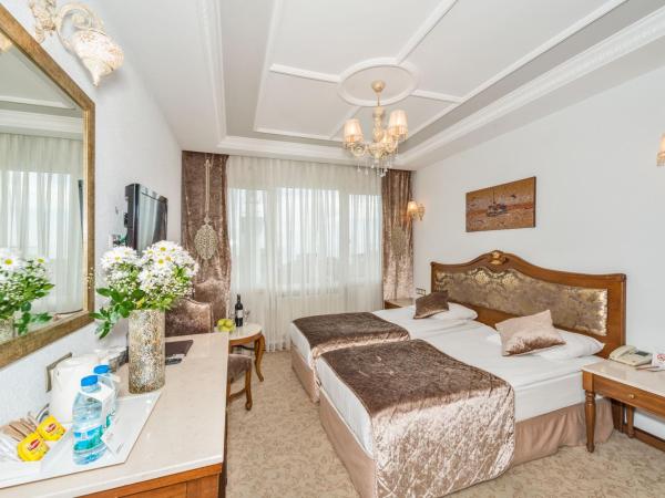 Antis Hotel-Special Category : photo 2 de la chambre chambre triple