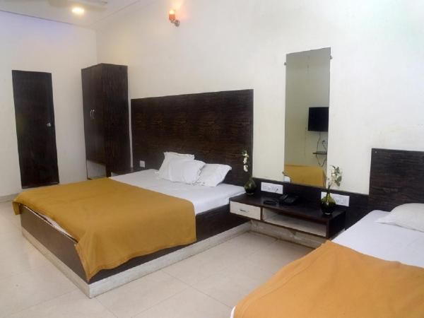 Hotel Radhika Pune : photo 2 de la chambre chambre familiale