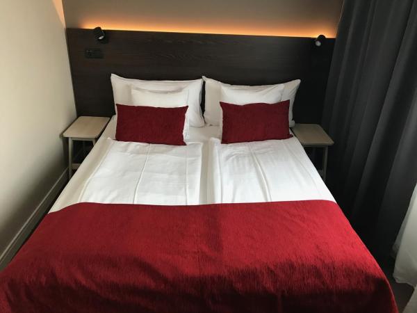 Best Western Hotel Savoy : photo 1 de la chambre family queen room with sofabed - non-smoking