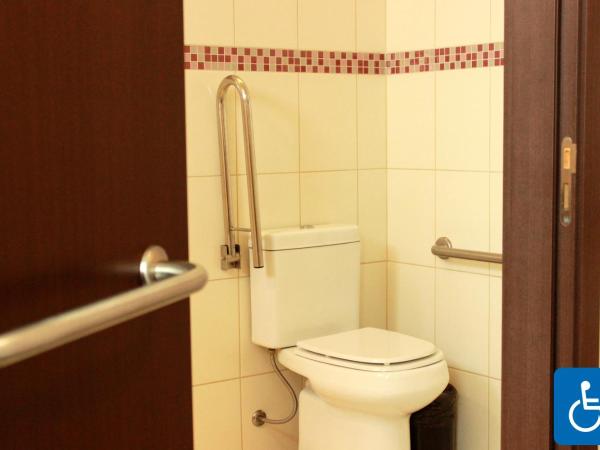 Total Hotel : photo 3 de la chambre chambre double - accessible aux personnes à mobilité réduite
