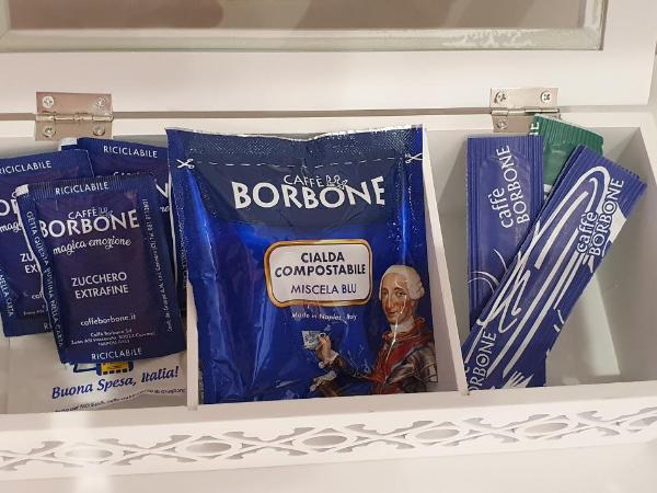 Dimora Costantino : photo 10 de la chambre chambre triple avec balcon