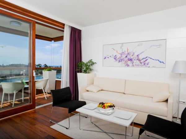 Maistra Select All Suite Island Hotel Istra : photo 5 de la chambre suite premium avec balcon - vue sur mer