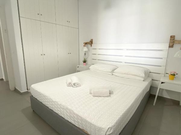 Amperian Mykonos Suites & Villas : photo 8 de la chambre appartement 2 chambres avec bain à remous - vue sur mer