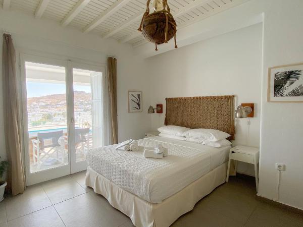 Amperian Mykonos Suites & Villas : photo 5 de la chambre appartement 2 chambres avec bain à remous - vue sur mer