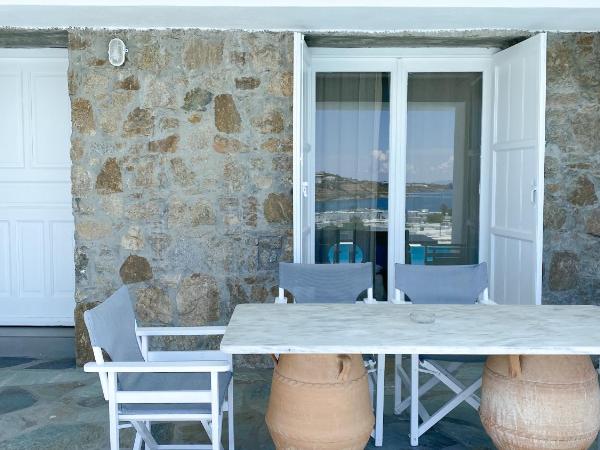 Amperian Mykonos Suites & Villas : photo 10 de la chambre appartement 2 chambres avec bain à remous - vue sur mer