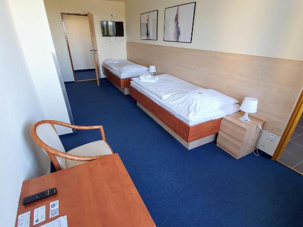 Hotel CHODOV ASC : photo 4 de la chambre chambre triple confort