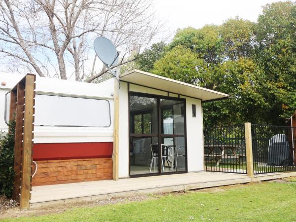 Orere Point Top 10 Holiday Park : photo 1 de la chambre chambre familiale