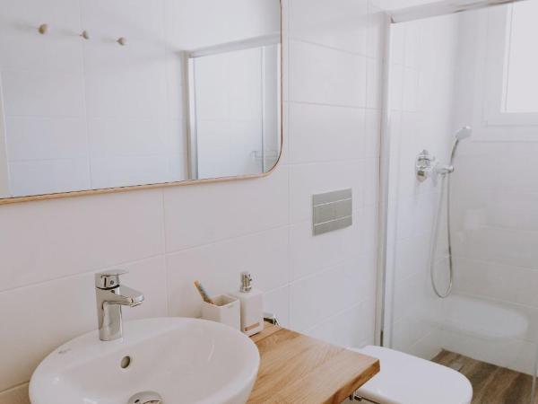 ERIEL Boutique Apartments : photo 6 de la chambre studio avec balcon