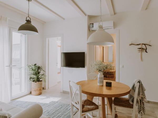 ERIEL Boutique Apartments : photo 3 de la chambre appartement 2 chambres