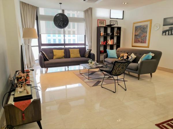 Bukit Bintang Apartment by Sarah's Lodge @ Fahrenheit88 : photo 2 de la chambre appartement 2 chambres