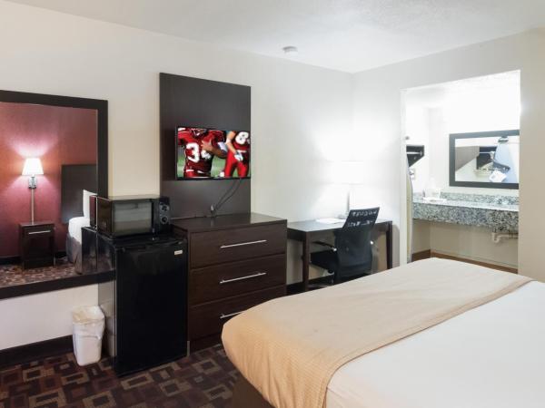 Red Roof Inn Oklahoma Airport I 40 W Fairgrounds : photo 1 de la chambre deluxe queen room disability access non-smoking