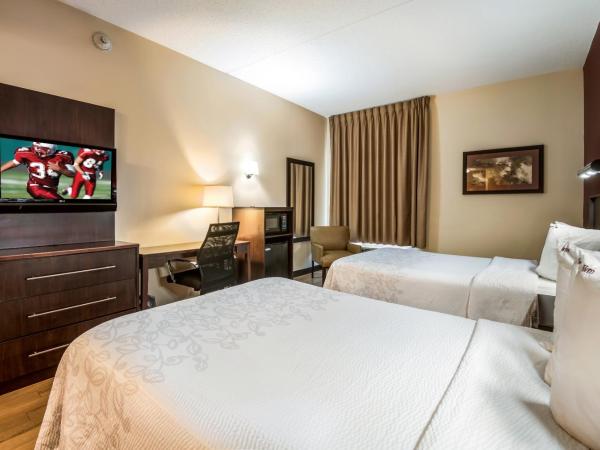 Red Roof Inn PLUS+ San Antonio Downtown - Riverwalk : photo 2 de la chambre chambre deluxe avec 2 lits doubles - non-fumeurs