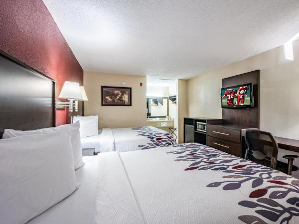 Red Roof Inn Orlando South - Florida Mall : photo 2 de la chambre chambre double de luxe avec 2 lits doubles - non-fumeurs
